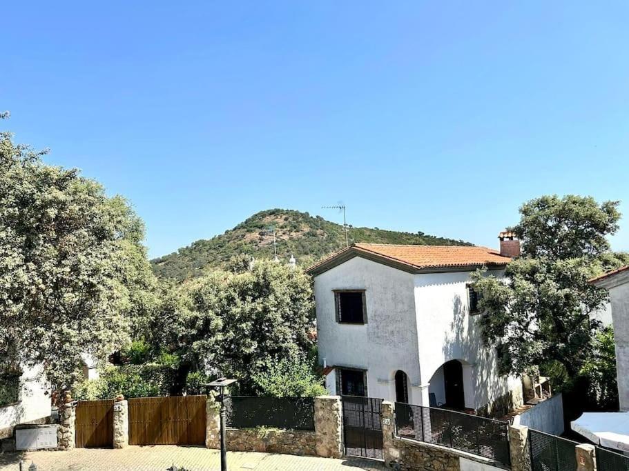 Hispalis Villa En Aracena La Umbria  Екстериор снимка